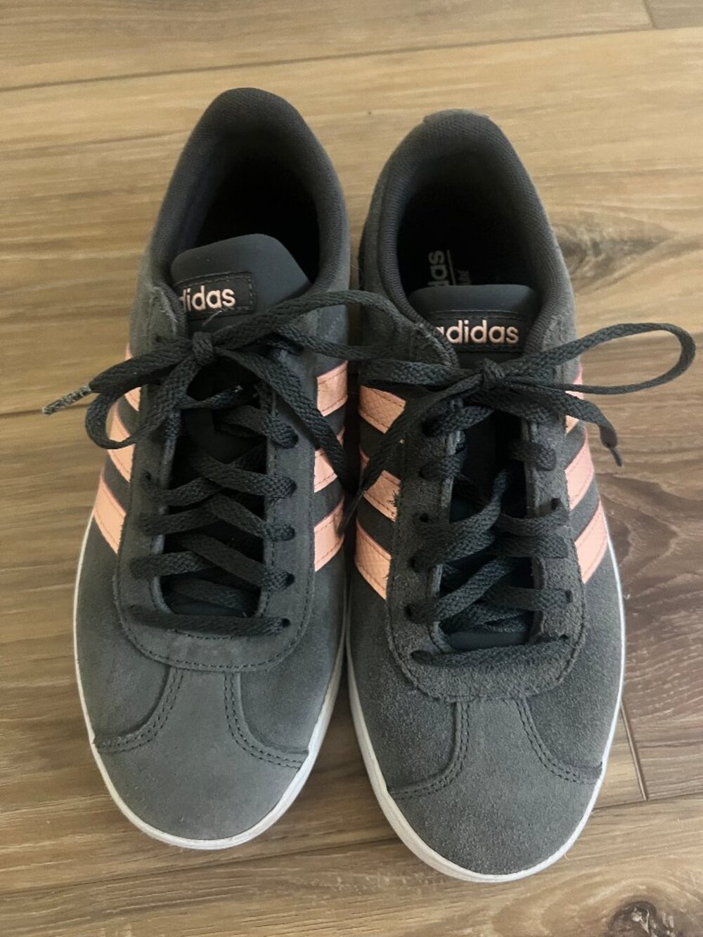 ADIDAS Grey & Pink Court Shoes/Size 7 1/2